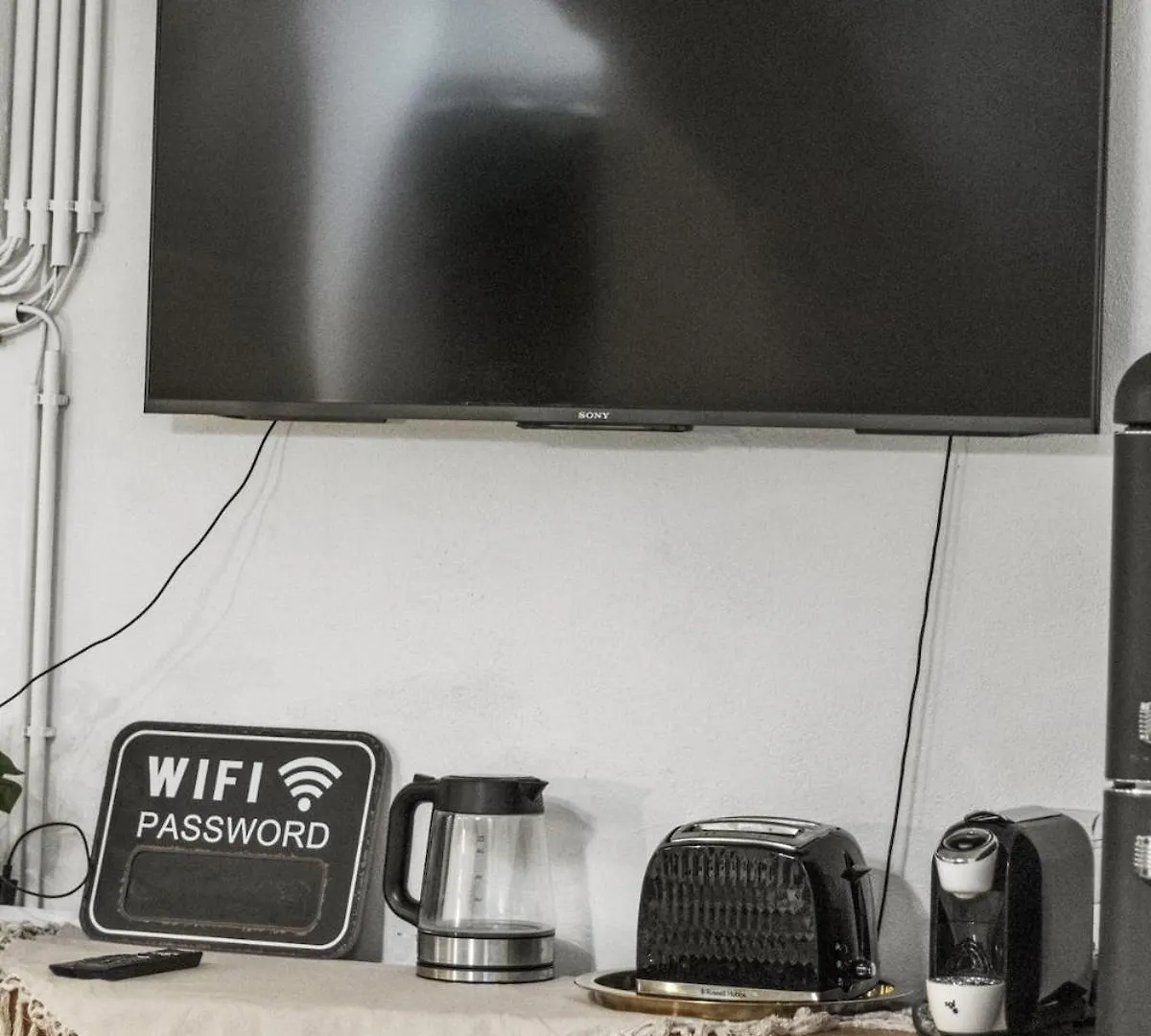 6 Minutes To S-Bahn I Souterrain Loft I Wifi Apartment Vienna